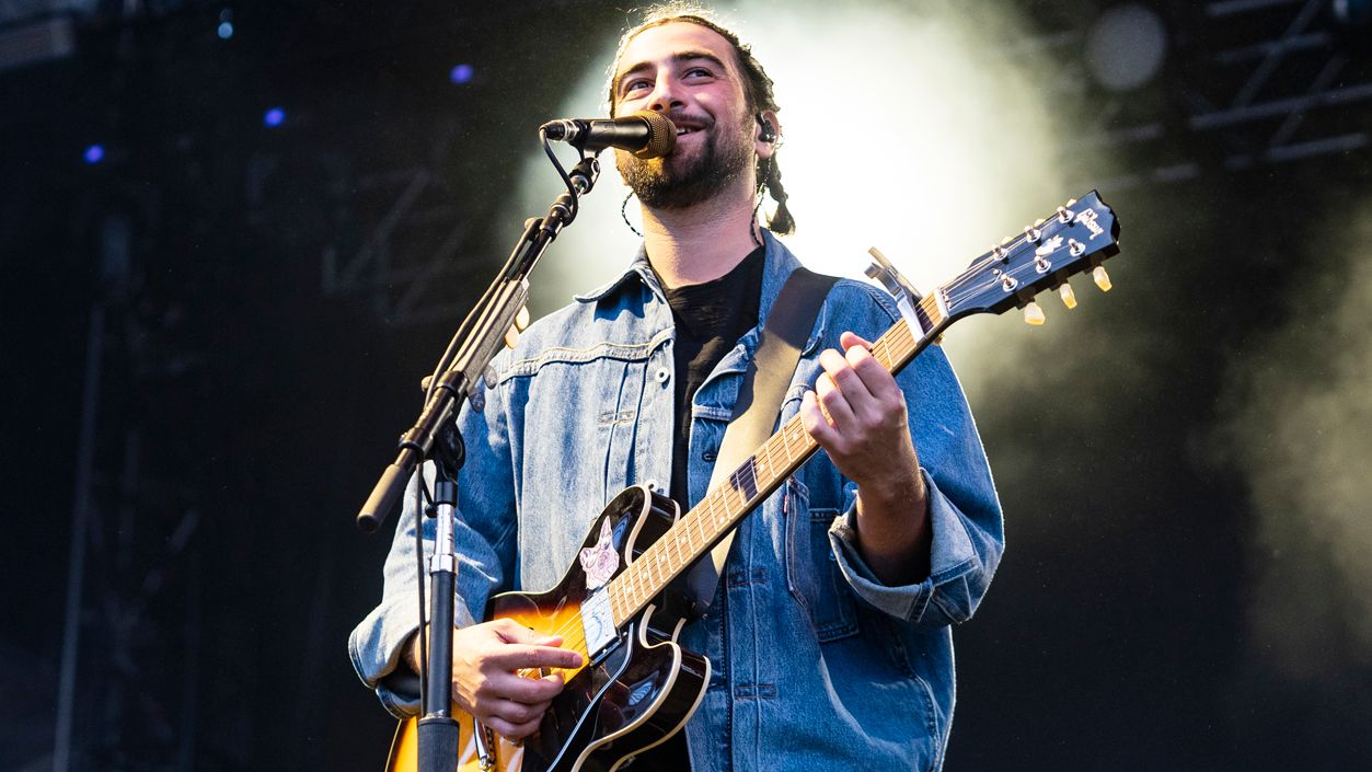Top Songs by Noah Kahan You Need to Hear Today